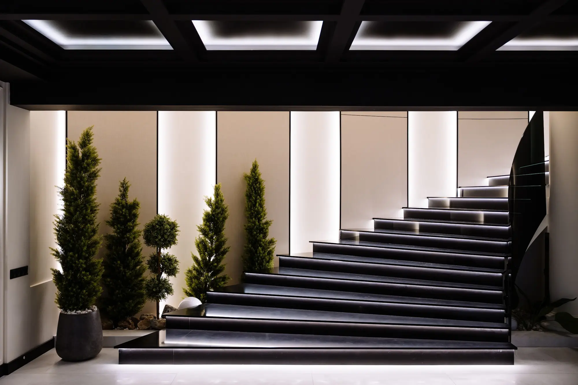 Sala Noir, Raymond Park